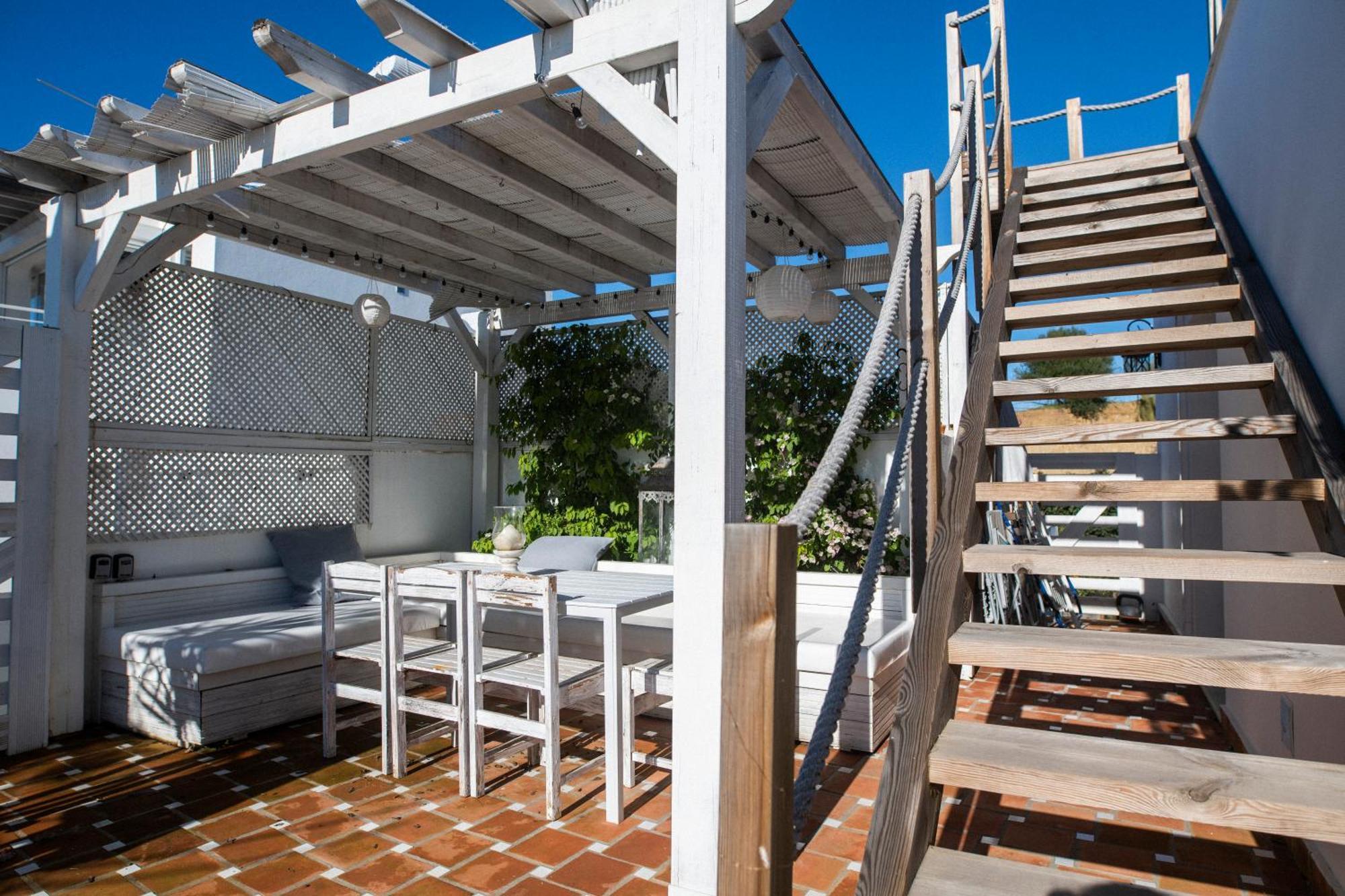 The Beach House Roof วิลา โนวา เด คาเซลา ภายนอก รูปภาพ