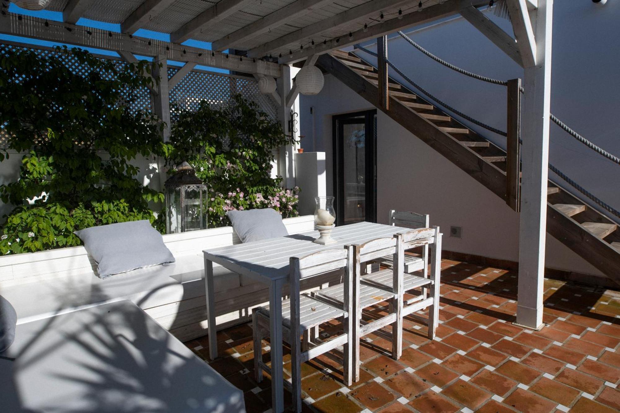 The Beach House Roof วิลา โนวา เด คาเซลา ภายนอก รูปภาพ
